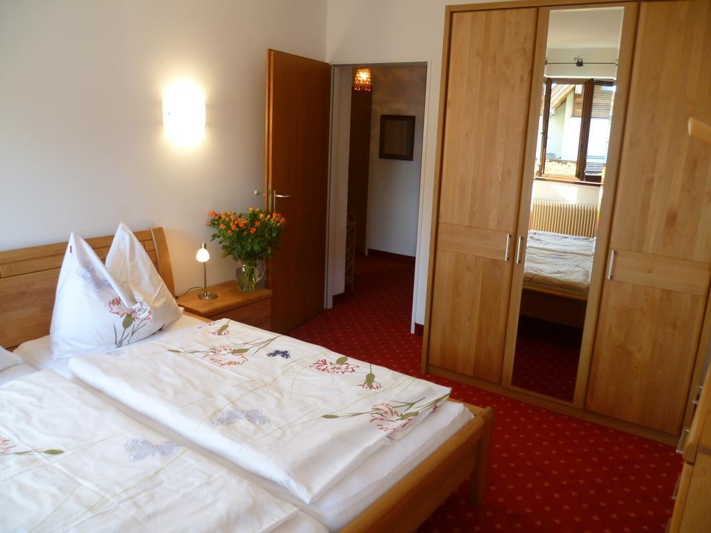 Haus Slechta Lejlighed Kitzbühel Værelse billede